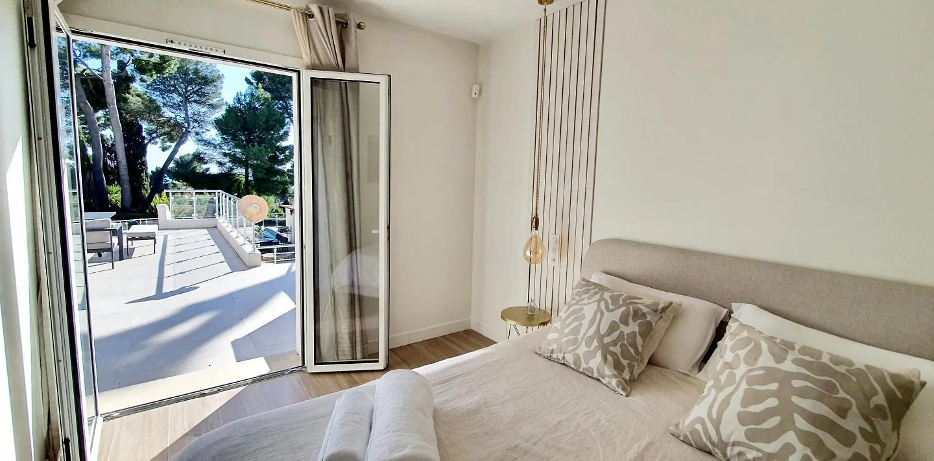 Villa Vue Mer A Antibes France